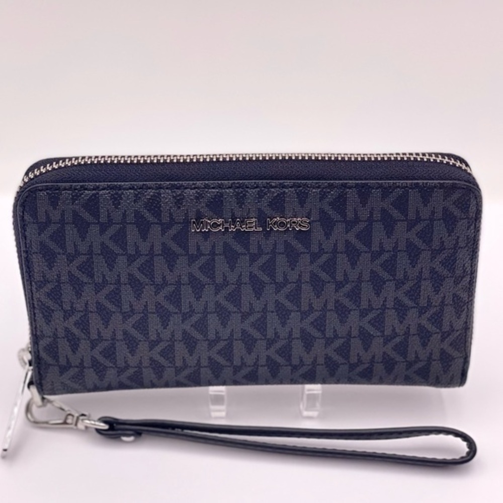 Michael Kors Flat Phone Case Wallet Wristlet